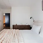 Towarowa Towers Apartment Warschau