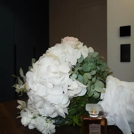 Towarowa Towers Daire Varşova