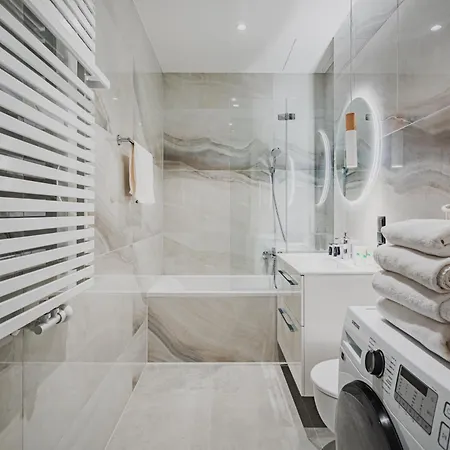 Appartement Towarowa Towers Warschau